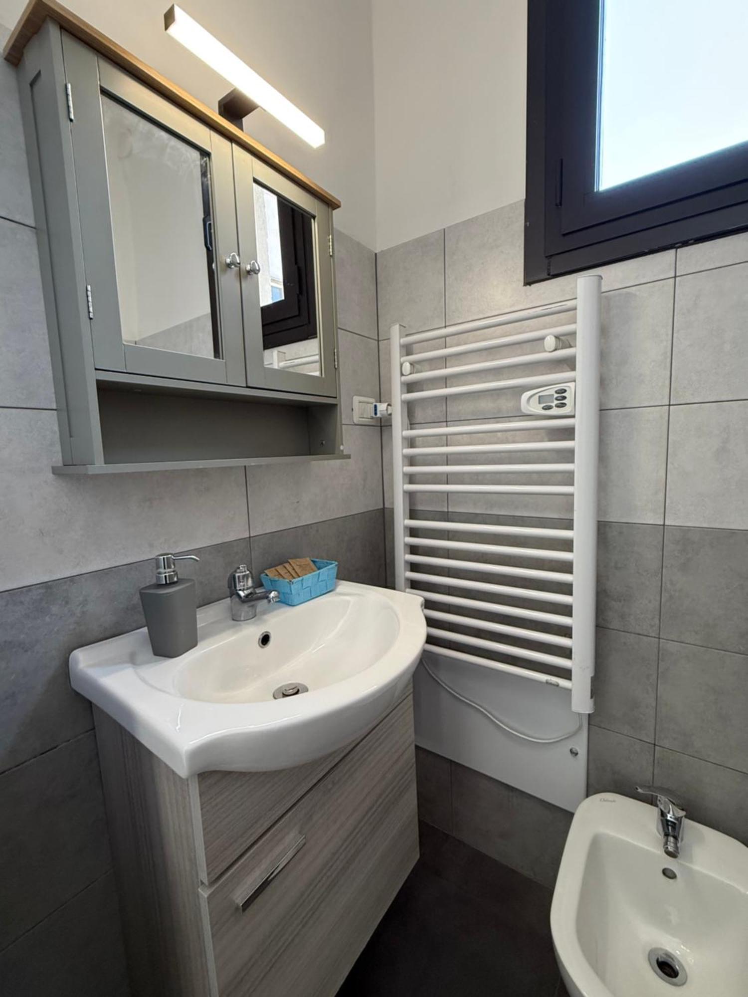 Easyrooms One Parma Eksteriør billede